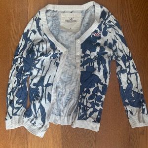 ❣️Hollister navy/tan patten cardigan